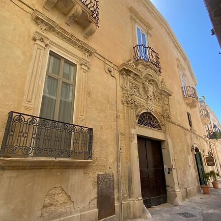 Roiss Haus Suites Lecce Exteriör bild